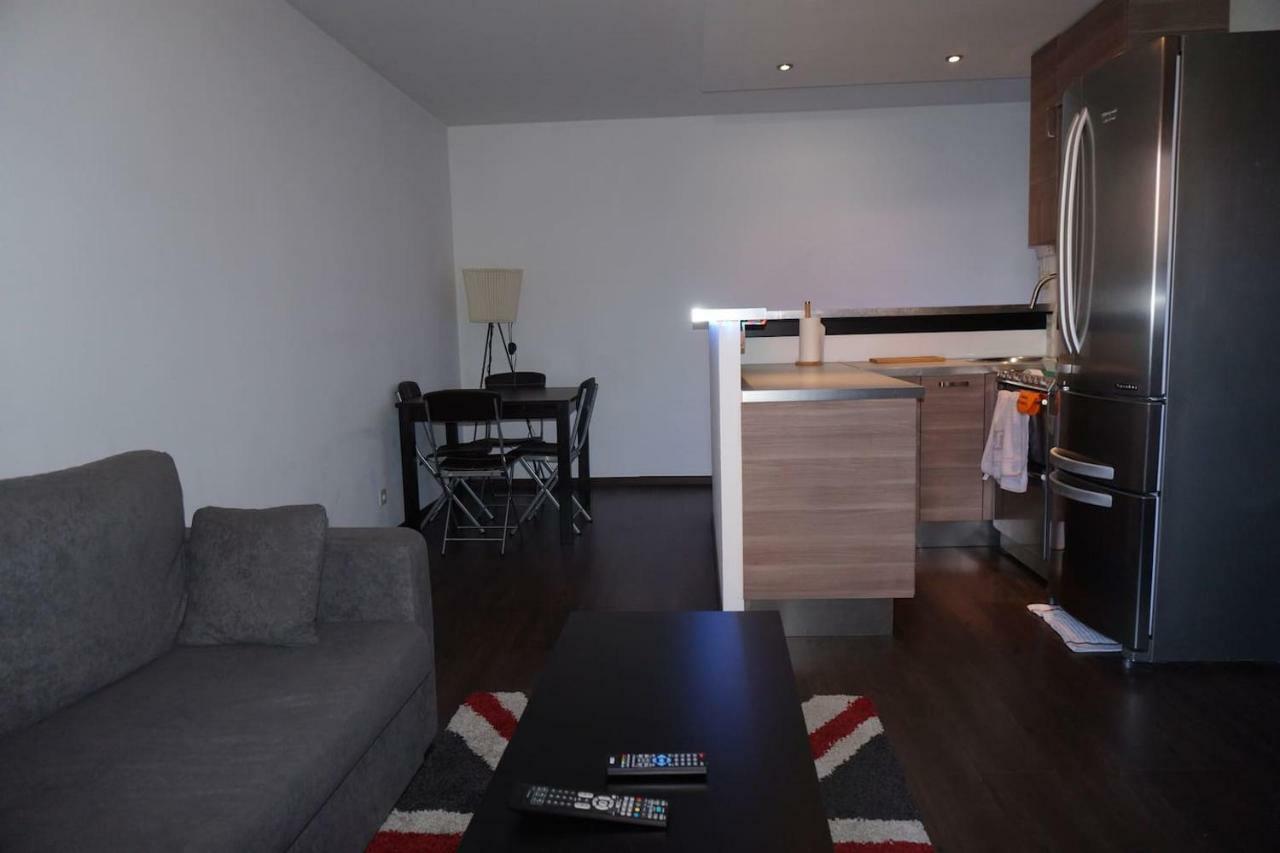 Appartamento F1 De 36M2 Avec Terrasse Et Parking Privatif. La Roquette-sur-Siagne Esterno foto